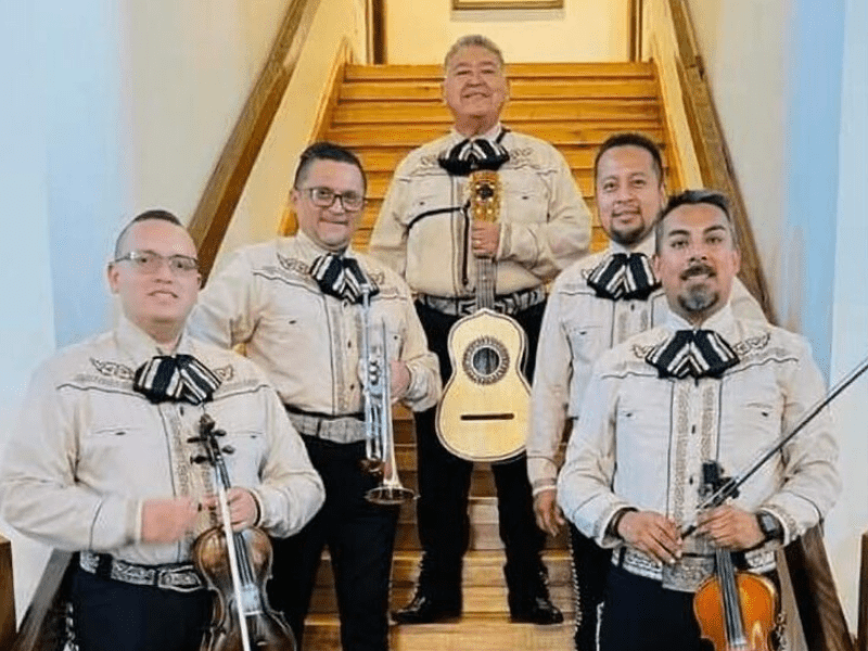 Mariachi-min